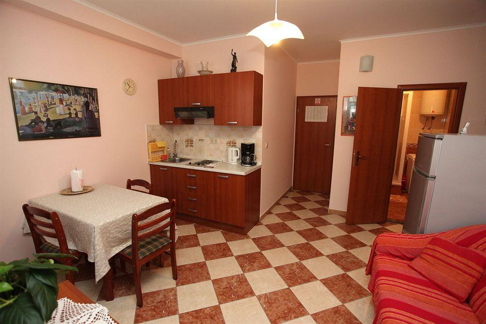 Split Apartments Peric Extérieur photo
