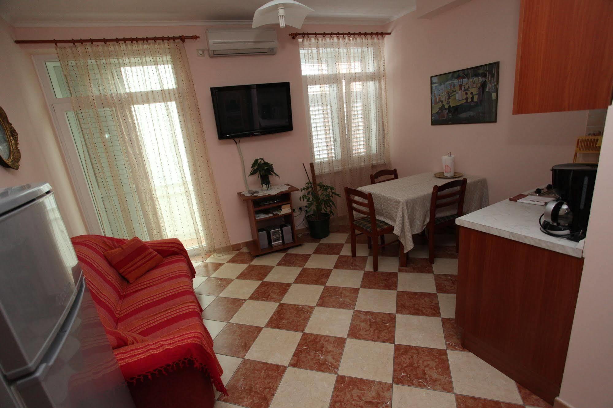 Split Apartments Peric Extérieur photo