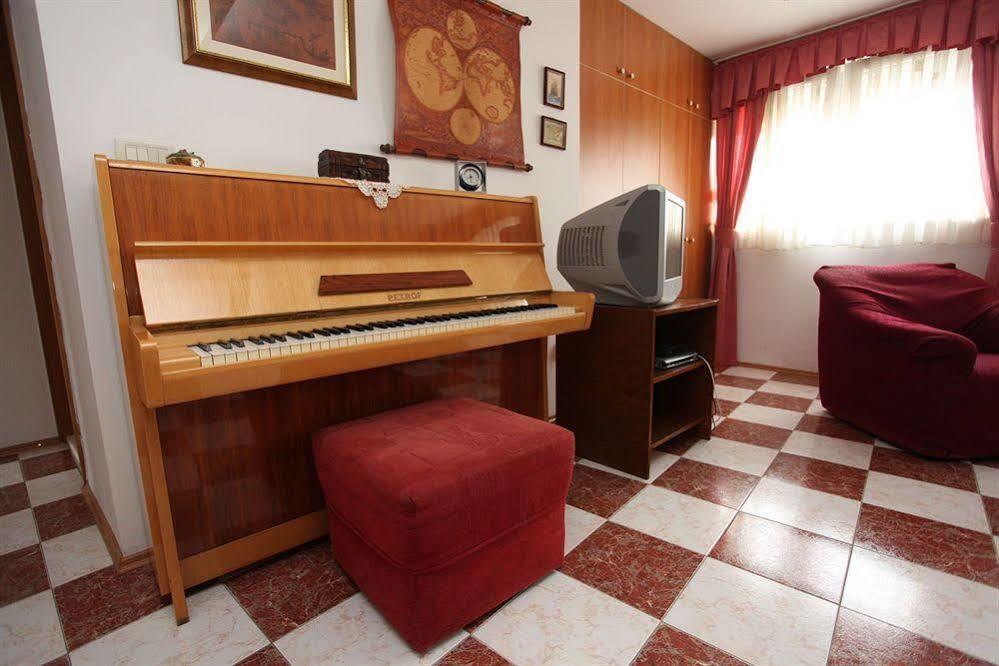 Split Apartments Peric Extérieur photo
