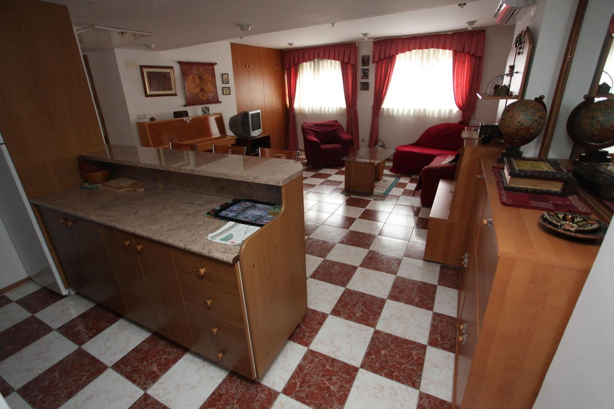 Split Apartments Peric Extérieur photo